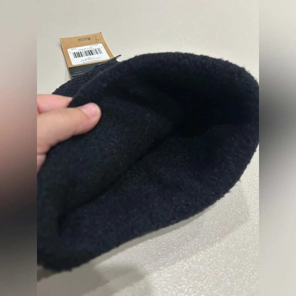 The North Face Women's City Plush Beanie Hat TNF Black NWT Buttery Soft
